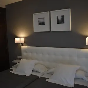 hostal-el-rocio-paracuellos-de-jarama.besthotelstoledo.com/