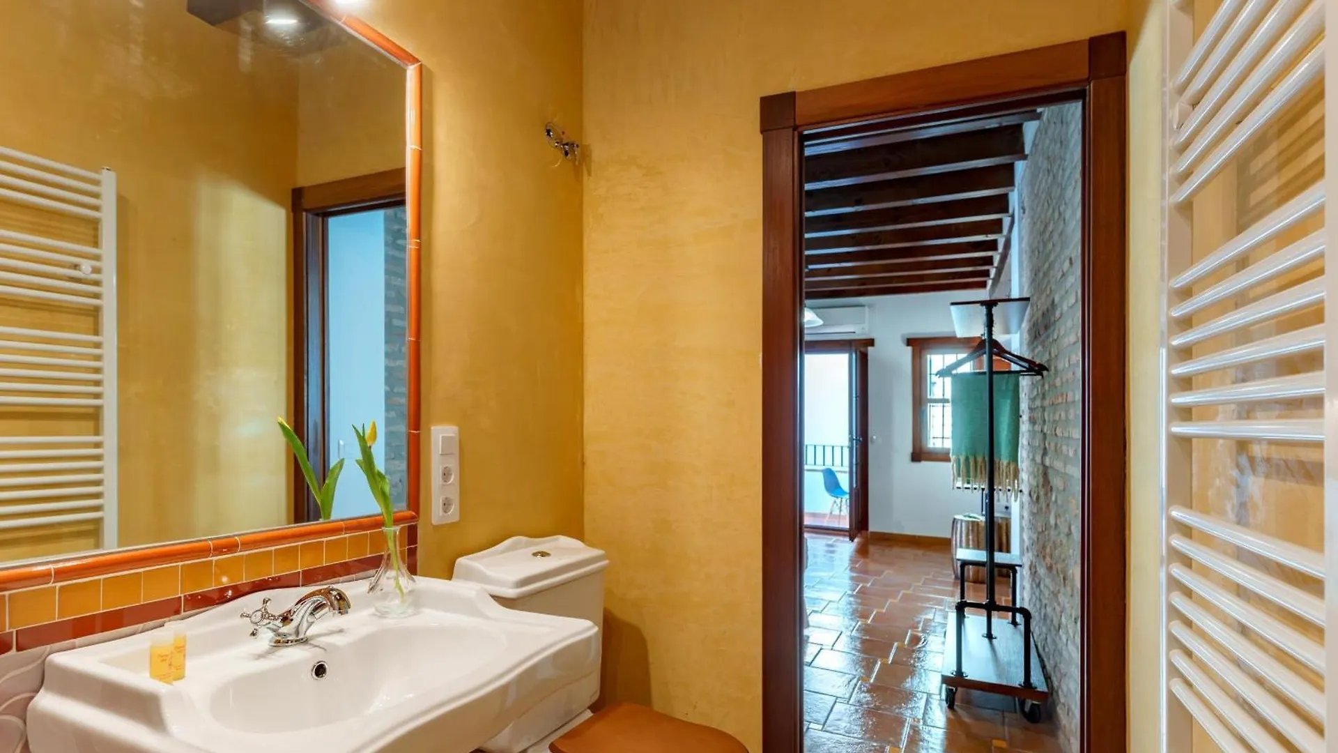 Suites Casa De Las Columnas 그라나다