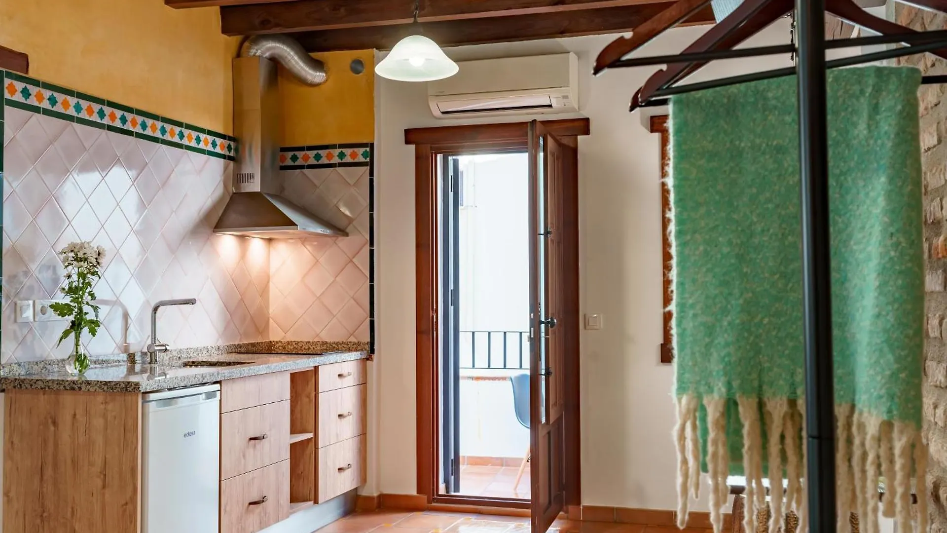 Suites Casa De Las Columnas 그라나다 아파트호텔